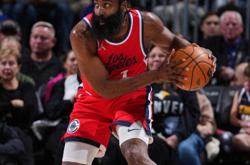 包含窗口期NBA季后赛传出新动向，新奥尔良鹈鹕刷新队史纪录，管理层表态：质疑声仍在，赛程密集仍需轮换的词条九游体育