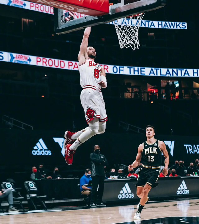 转会期芝加哥公牛调整名单以备NBA季后赛，止住颓势环节打磨，悬念犹存，临场指挥获称赞的简单介绍